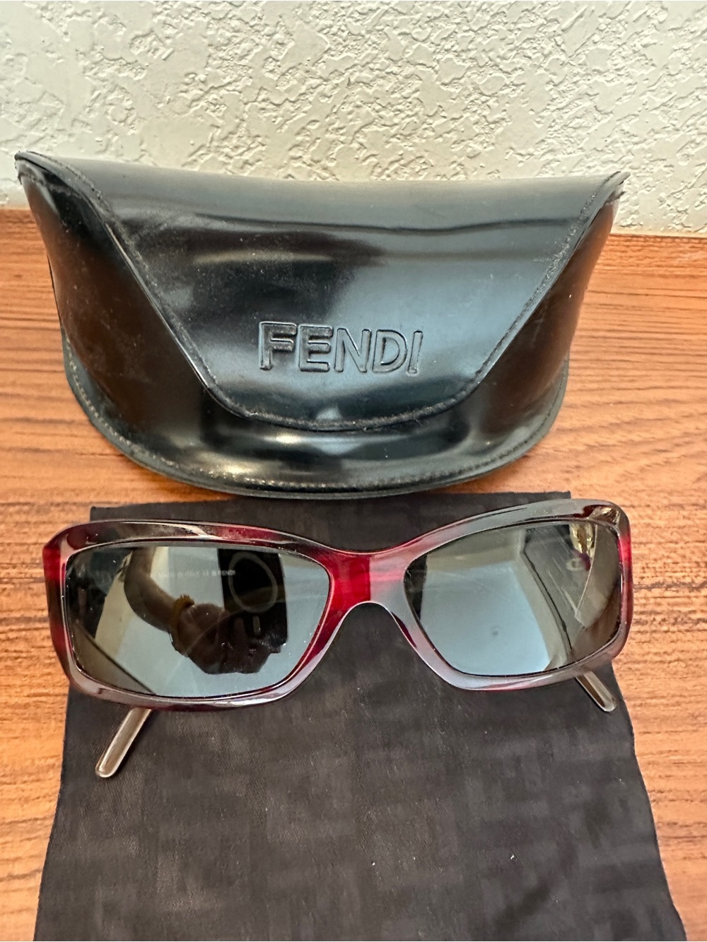 Fendi Men’s Sunglasses in Burgundy and Black